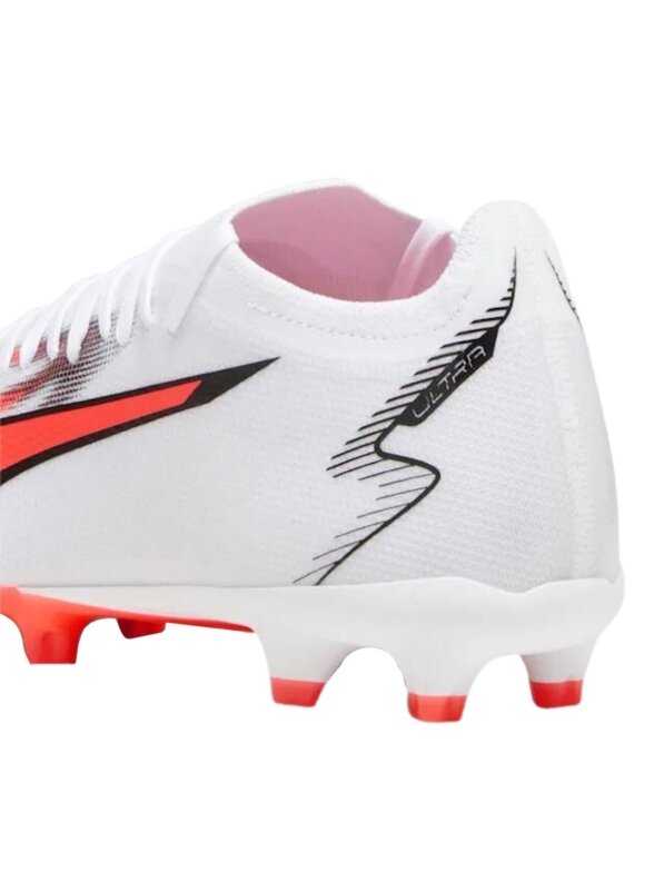 Puma Ultra Match FG/AG futbolo bateliai balti 107347 01 4 Puma Ultra Match FG/AG futbolo bateliai balti 107347 01 4