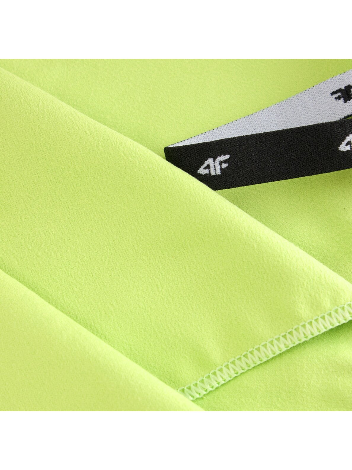 Rankšluostis 4F U075 80x130 cm sultinga žalia 4FWSS26ATOWU075 45S 1