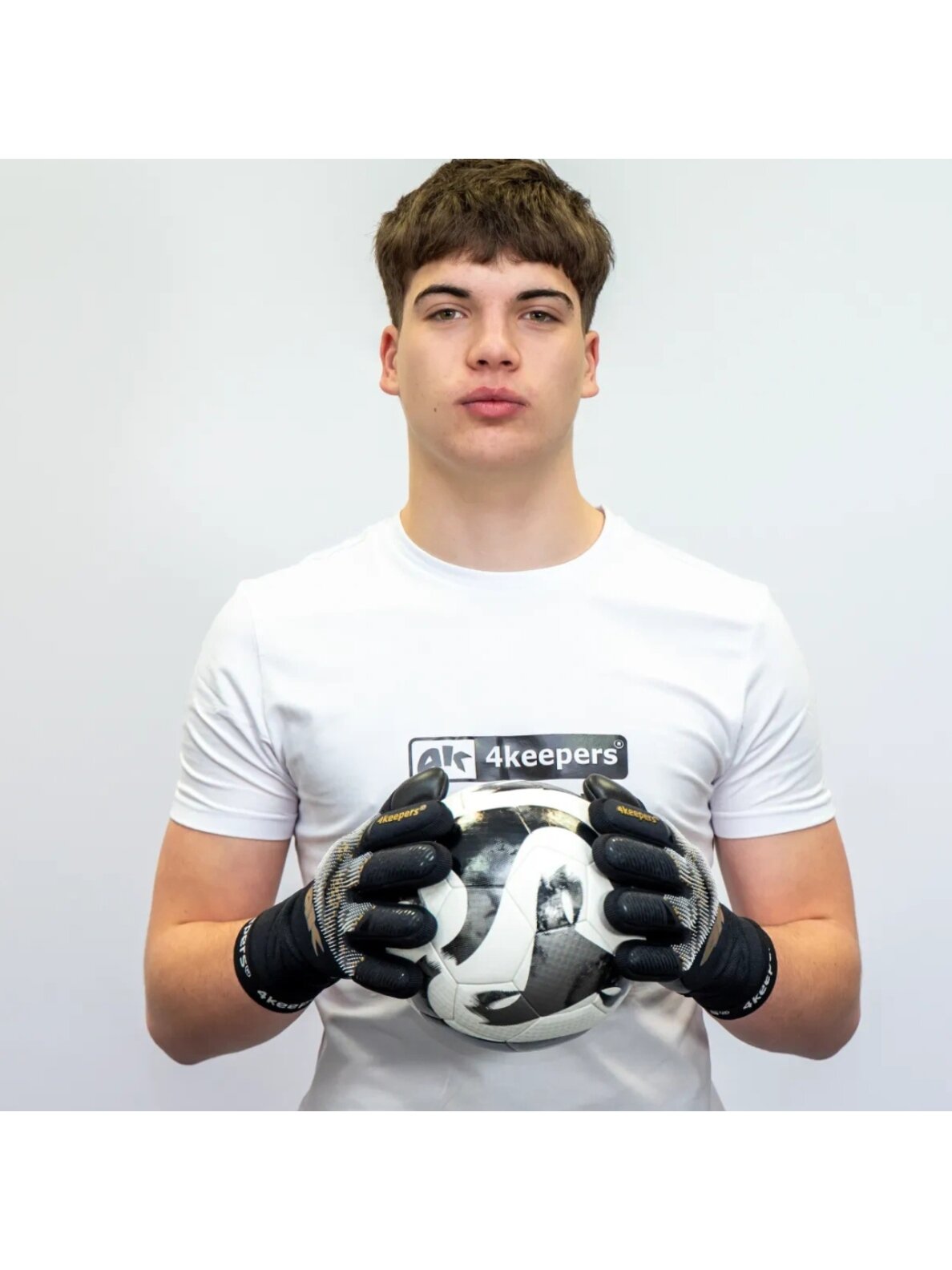 Vartininko pirštinės 4Keepers Elite Drake NC Junior juodos 8