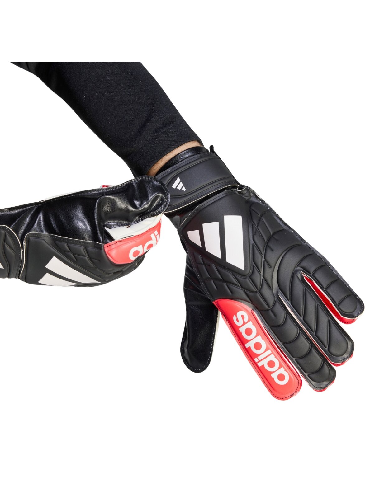 adidas Copa Club vartininko pirštinės juodos-raudos 4