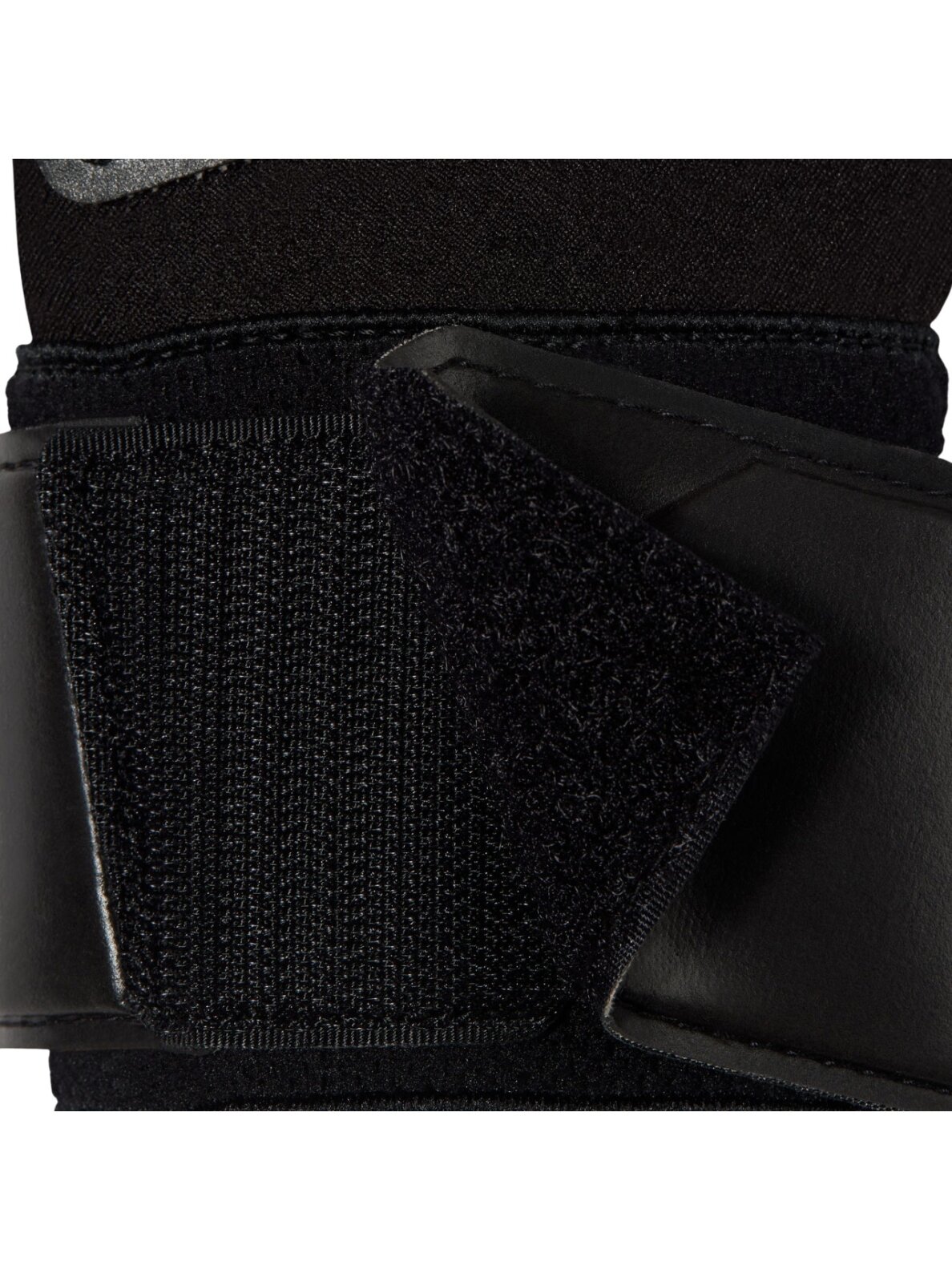 Nike Grip3 vartininko pirštinės juoda-raudona-balta HQ0256 010 4 Nike Grip3 vartininko pirštinės juoda-raudona-balta HQ0256 010 4