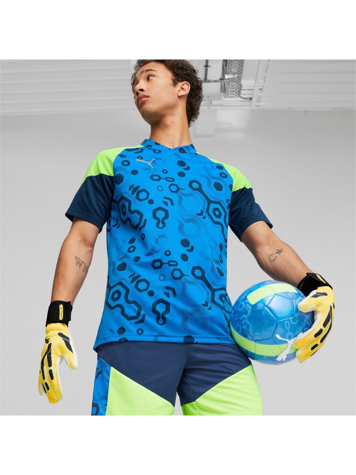 Puma Ultra Ultimate Hybrid Sun vartininko pirštinės vyrams geltonos 4 Puma Ultra Ultimate Hybrid Sun vartininko pirštinės vyrams geltonos 4