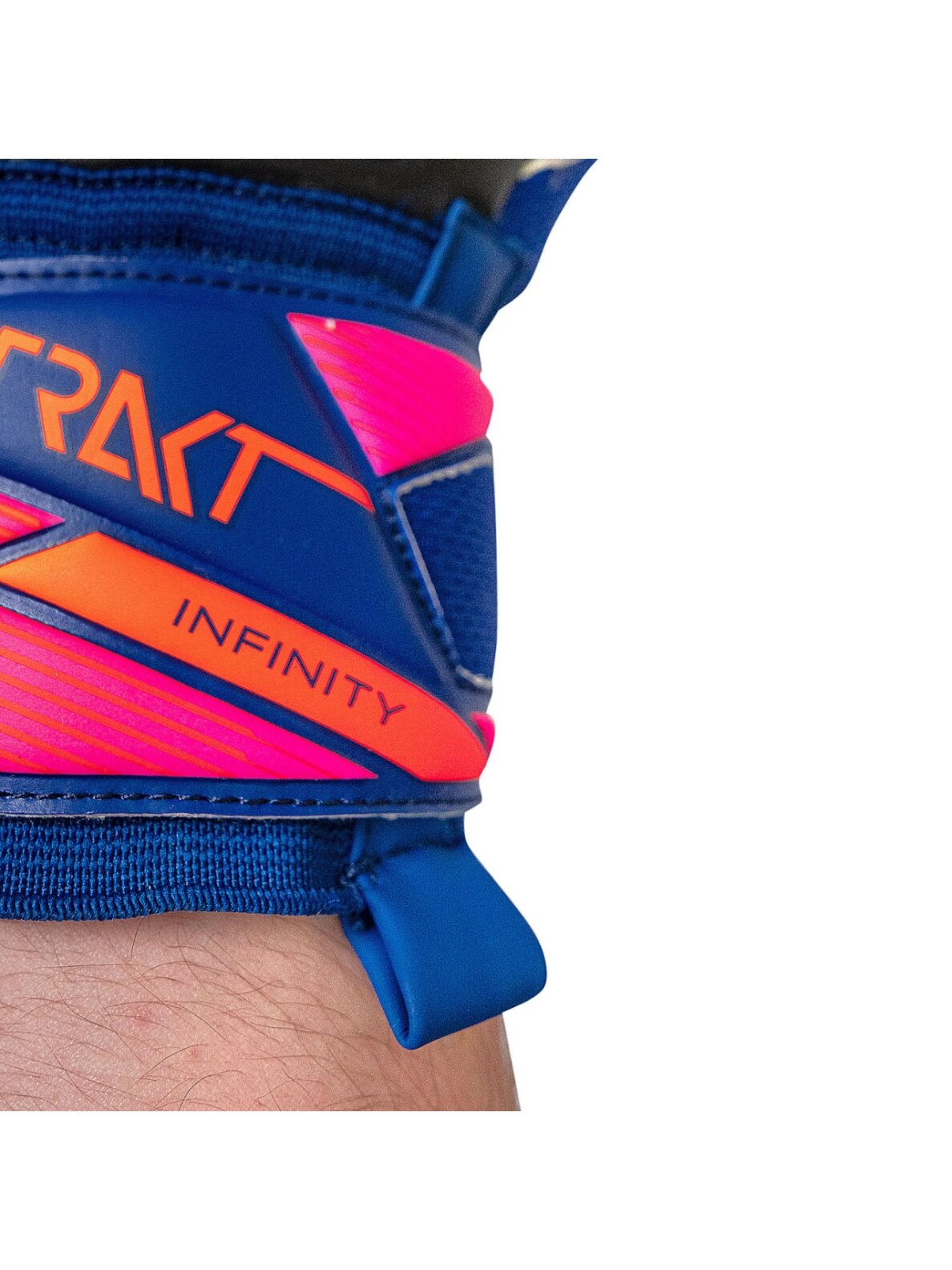 Reusch Attrakt Infinity Evolution NC vyrams vartininko pirštinės mėlynos-juodos 6 Reusch Attrakt Infinity Evolution NC vyrams vartininko pirštinės mėlynos-juodos 6