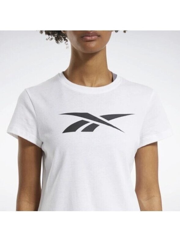 Reebok marškinėliai moterims FU2331 balti 3 Reebok marškinėliai moterims FU2331 balti 3