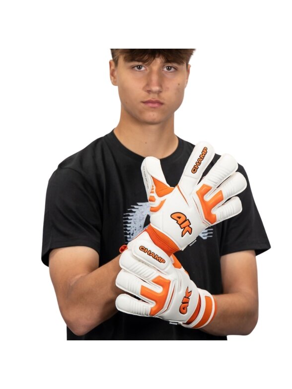 4Keepers Champ Training VII RF2G Junior vartininko pirštinės, baltos ir oranžinės 4 4Keepers Champ Training VII RF2G Junior vartininko pirštinės, baltos ir oranžinės 4