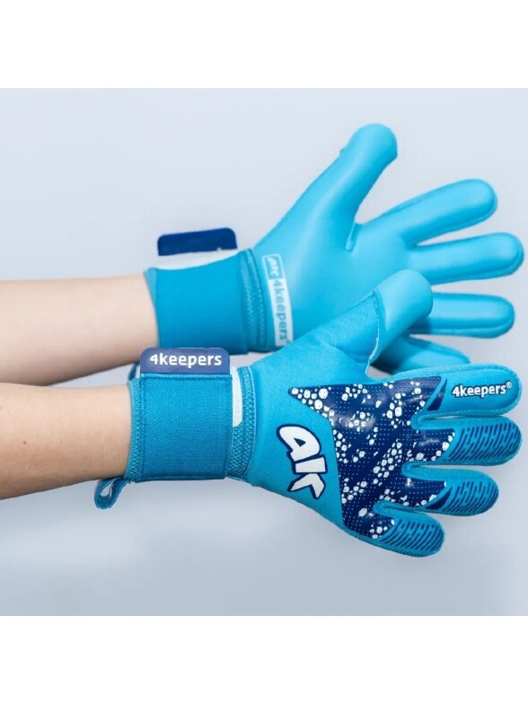 Vartininko pirštinės 4Keepers Elite Nox NC Junior mėlyni 6 Vartininko pirštinės 4Keepers Elite Nox NC Junior mėlyni 6