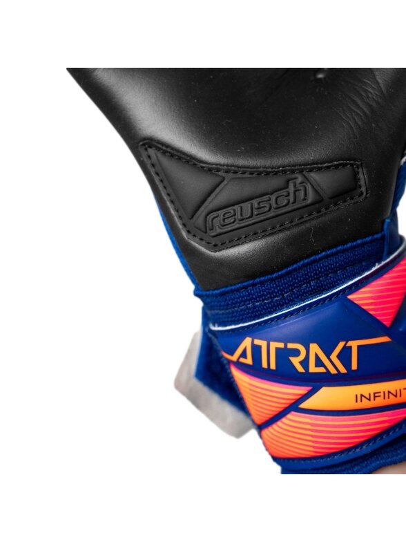 Reusch Attrakt Infinity Evolution NC Junior vartininko pirštinės vaikams mėlynai juodos 5