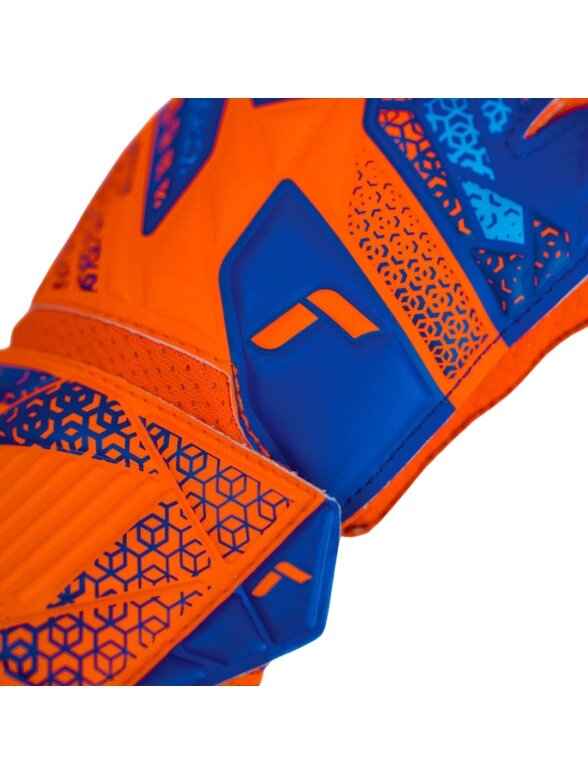 Reusch Attrakt Solid Junior vartininko pirštinės oranžinės-mėlynos 5572515 2290 4 Reusch Attrakt Solid Junior vartininko pirštinės oranžinės-mėlynos 5572515 2290 4