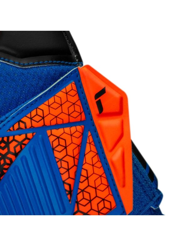 Reusch Attrakt Solid vartininko pirštinės mėlynos-juodos 5570515 4467 6 Reusch Attrakt Solid vartininko pirštinės mėlynos-juodos 5570515 4467 6