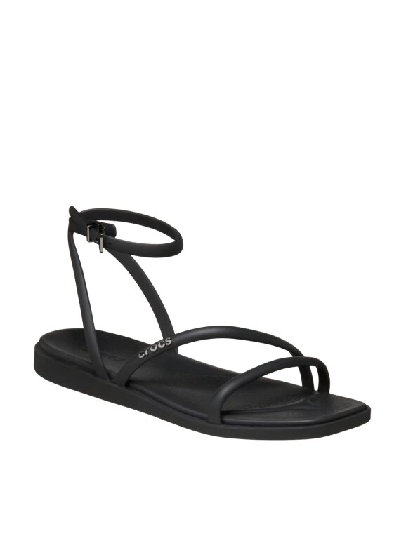Crocs Miami Ankle Strap moteriškos basutės juodos 1 Crocs Miami Ankle Strap moteriškos basutės juodos 1