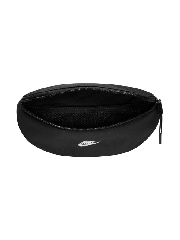 Nike Heritage krepšys juodas IB4376 010 3 Nike Heritage krepšys juodas IB4376 010 3