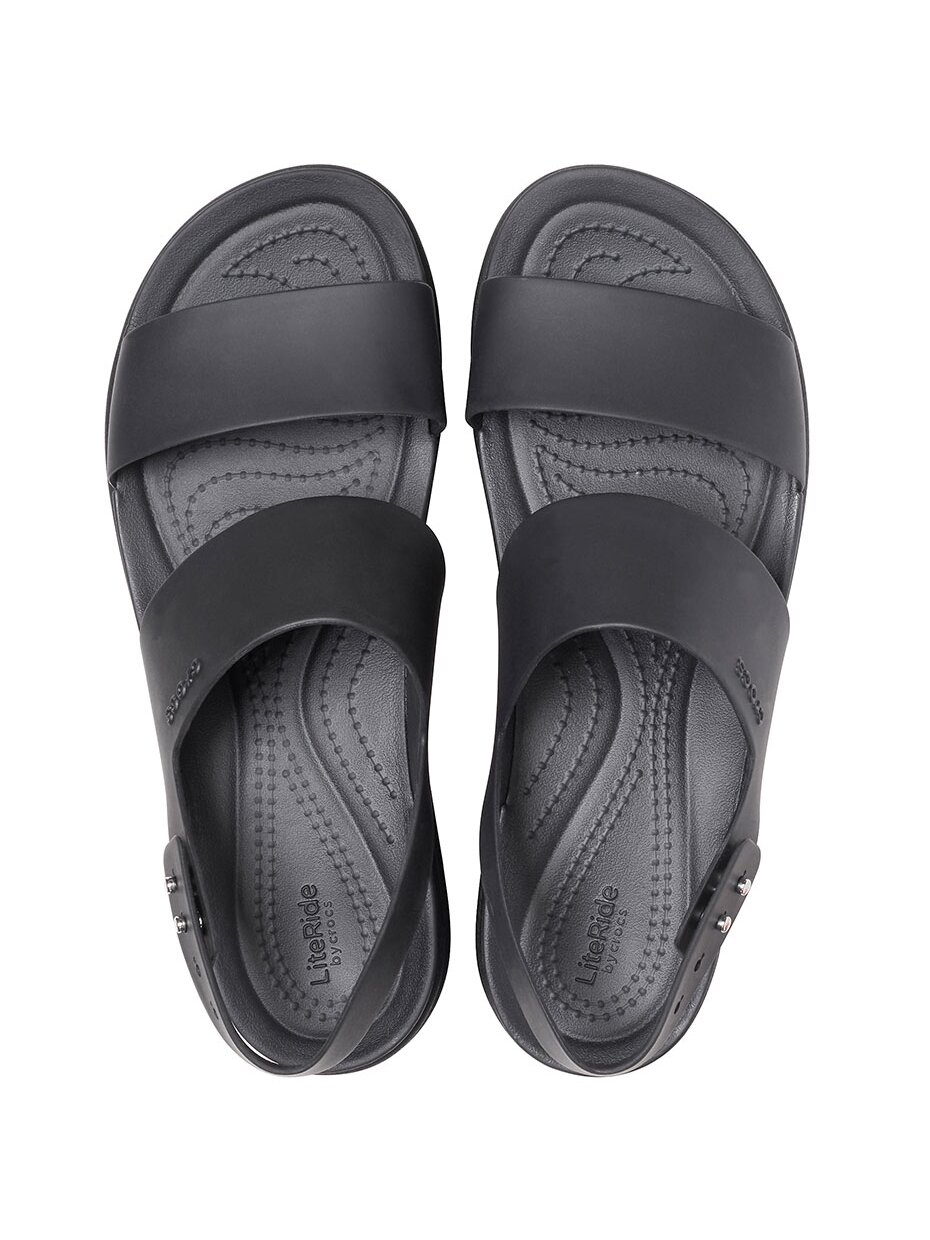 Crocs Brooklyn Low Wedge moteriškos basutės juodos 206453 060 1 Crocs Brooklyn Low Wedge moteriškos basutės juodos 206453 060 1
