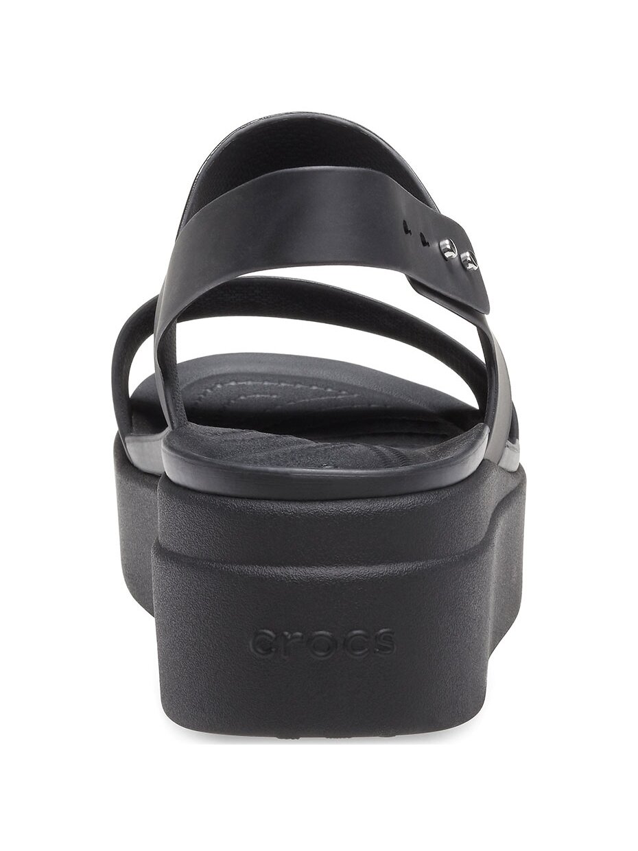 Crocs Brooklyn Low Wedge moteriškos basutės juodos 206453 060 2 Crocs Brooklyn Low Wedge moteriškos basutės juodos 206453 060 2