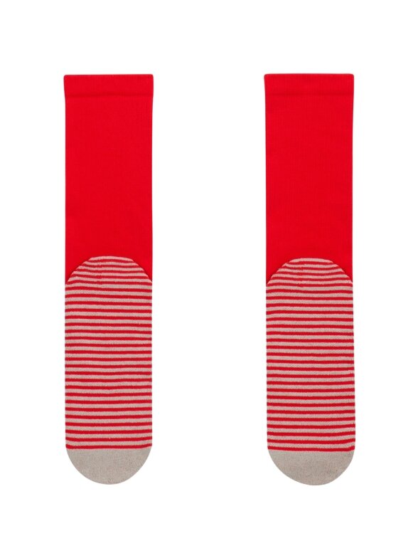 Nike Dri-Fit Strike kojinės raudonos FZ8485 657 2 Nike Dri-Fit Strike kojinės raudonos FZ8485 657 2