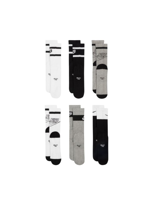 Nike Everyday Cush Crew Youth 6PR kojinės baltos, pilkos, juodos CK7302 901 1 Nike Everyday Cush Crew Youth 6PR kojinės baltos, pilkos, juodos CK7302 901 1