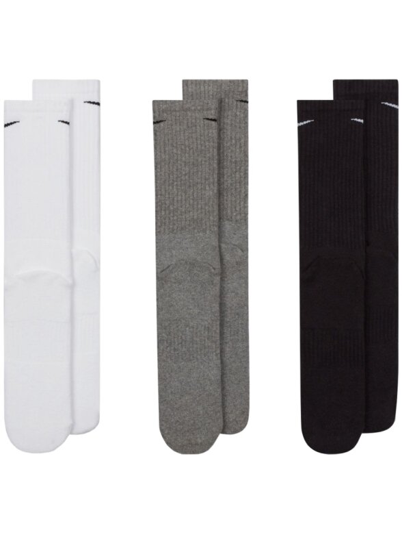 Nike Everyday Cushioned Crew kojinės 3 poros baltos, pilkos, juodos SX7664 964 2 Nike Everyday Cushioned Crew kojinės 3 poros baltos, pilkos, juodos SX7664 964 2