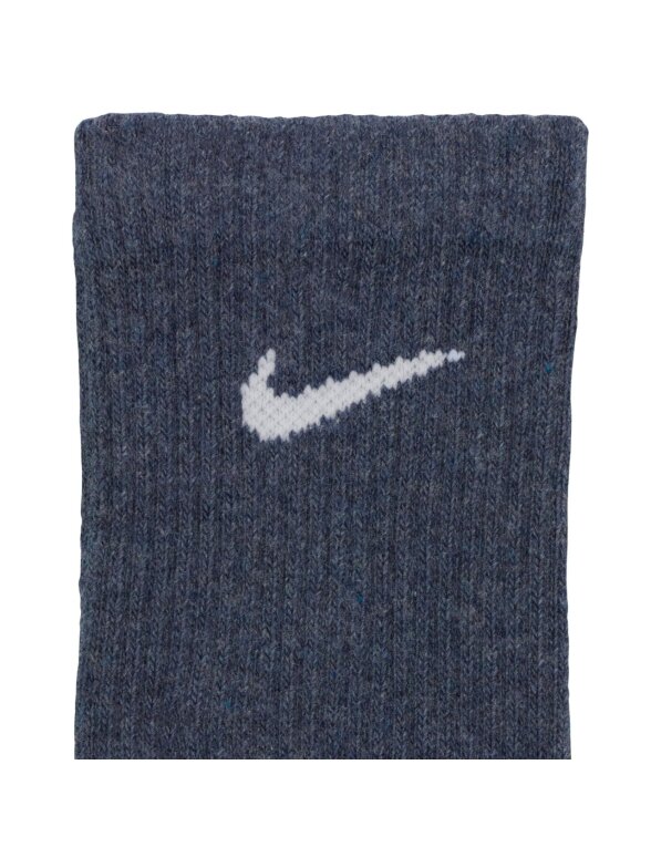 Nike Everyday Plus Cushioned kojinės 3 poros tamsiai pilkos, smėlio, šviesiai pilkos SX6888 901 2