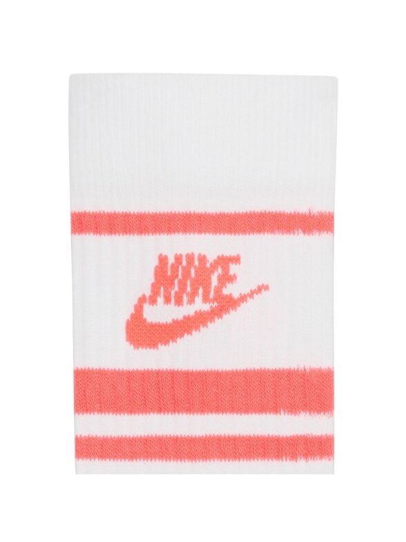 Nike NK Nsw Everyday Essential CR kojinės vyrams baltos DX5089 100 (3 poros) 3 Nike NK Nsw Everyday Essential CR kojinės vyrams baltos DX5089 100 (3 poros) 3