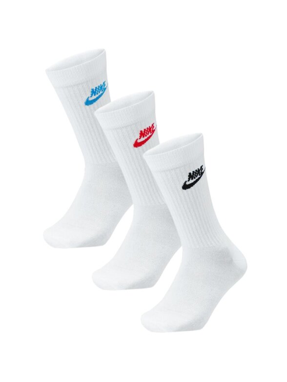 Nike NK Nsw Everyday Essential CR kojinės baltos DX5025 911 Nike NK Nsw Everyday Essential CR kojinės baltos DX5025 911