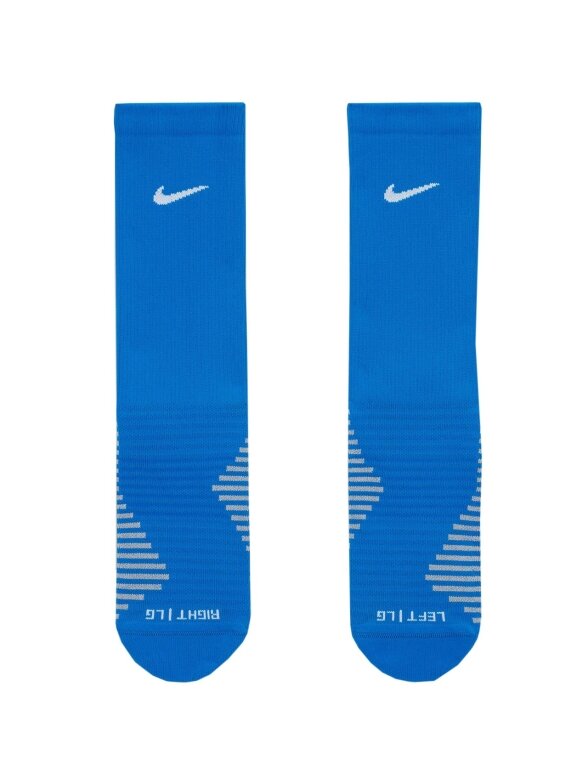 Nike Strike Crew WC22 futbolo kojinės mėlynos DH6620 463 1 Nike Strike Crew WC22 futbolo kojinės mėlynos DH6620 463 1