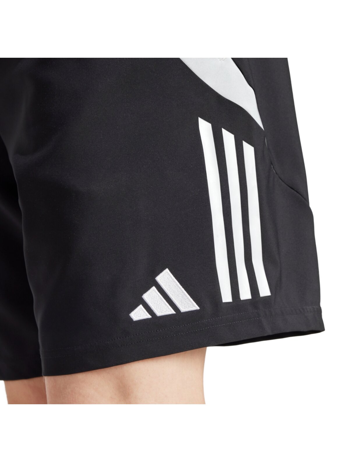 Adidas Tiro 24 vyriški šortai juodi IR9376 4 Adidas Tiro 24 vyriški šortai juodi IR9376 4