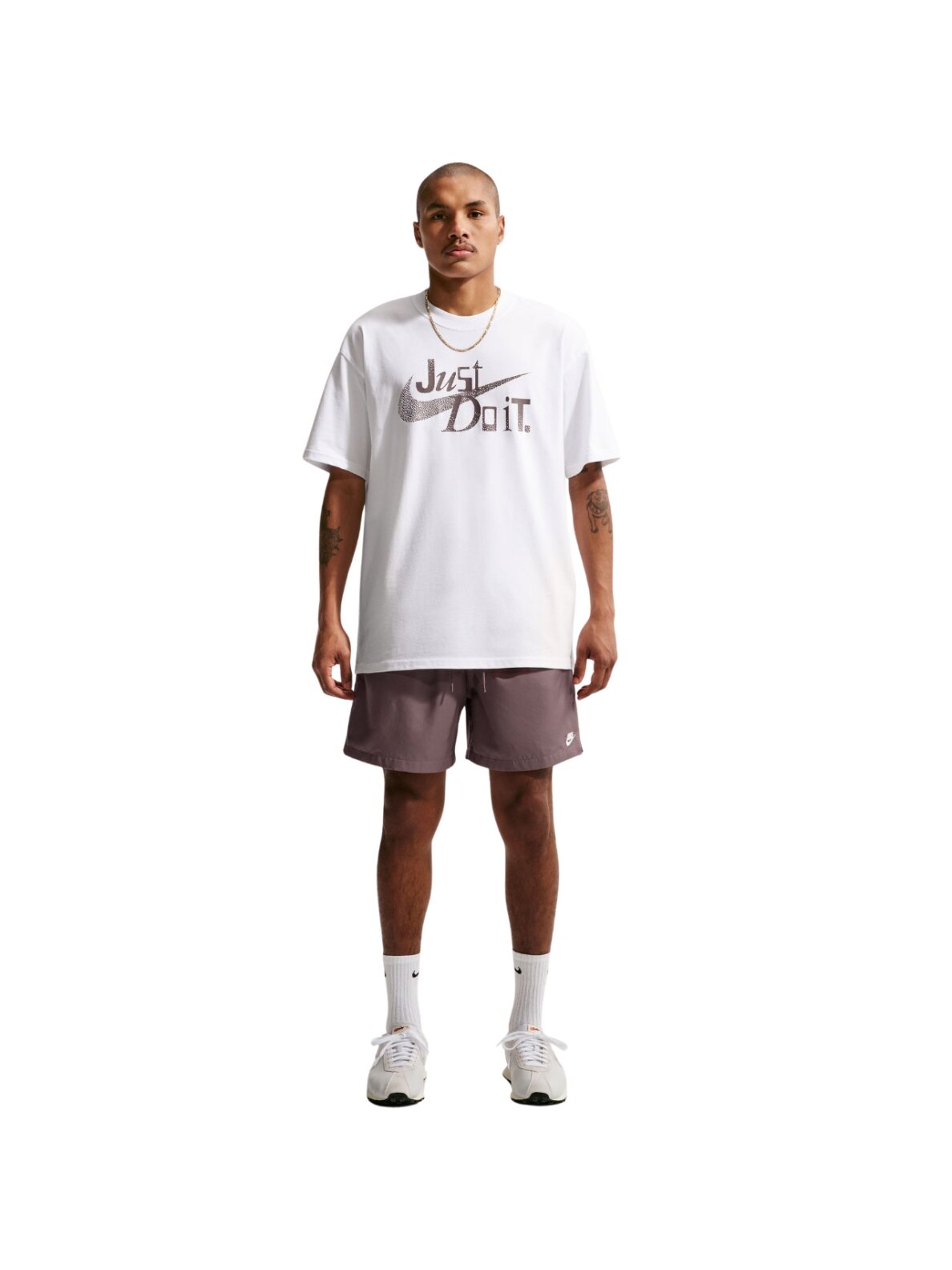 Nike Club vyriški šortai rudi FN3307 502 5 Nike Club vyriški šortai rudi FN3307 502 5