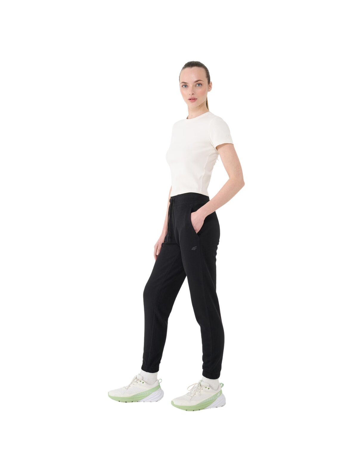 4F moterims kelnės CAS F1138 juoda 3 4F moterims kelnės CAS F1138 juoda 3