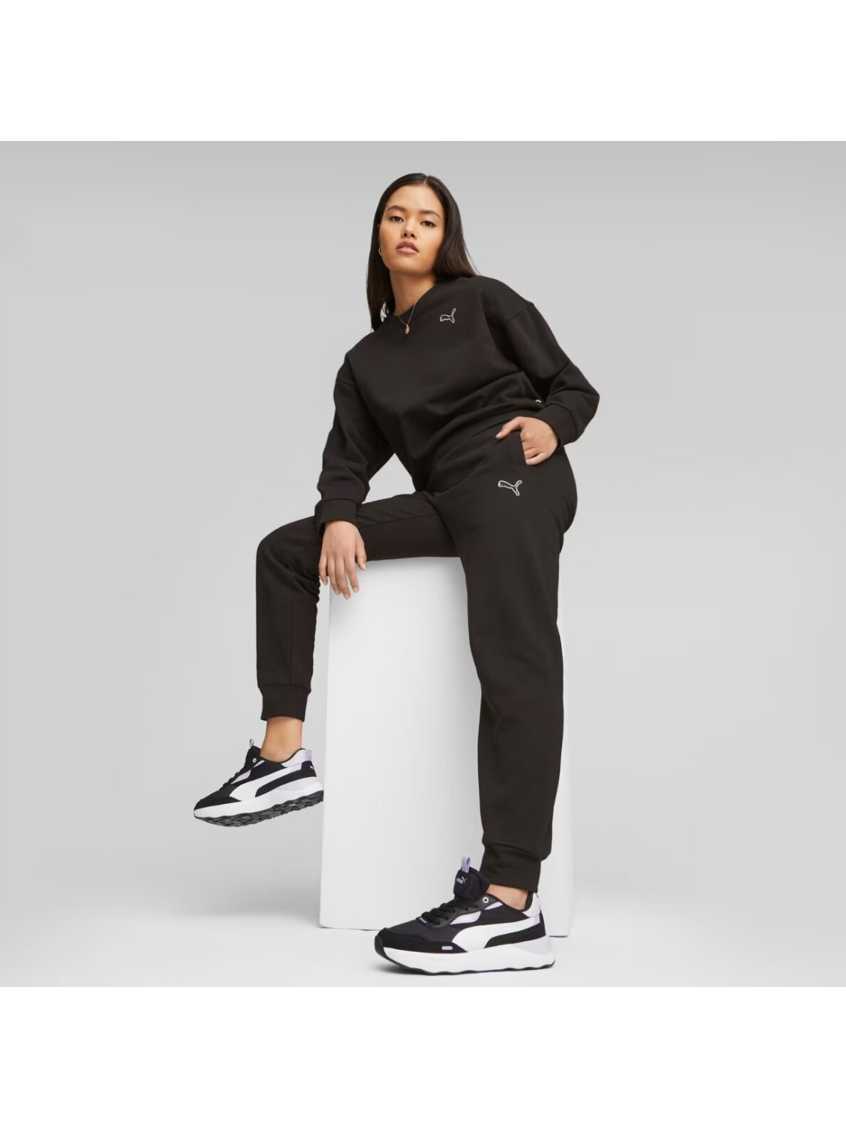 Puma Better Essentials moteriškos kelnės juodos 676805 01 6 Puma Better Essentials moteriškos kelnės juodos 676805 01 6