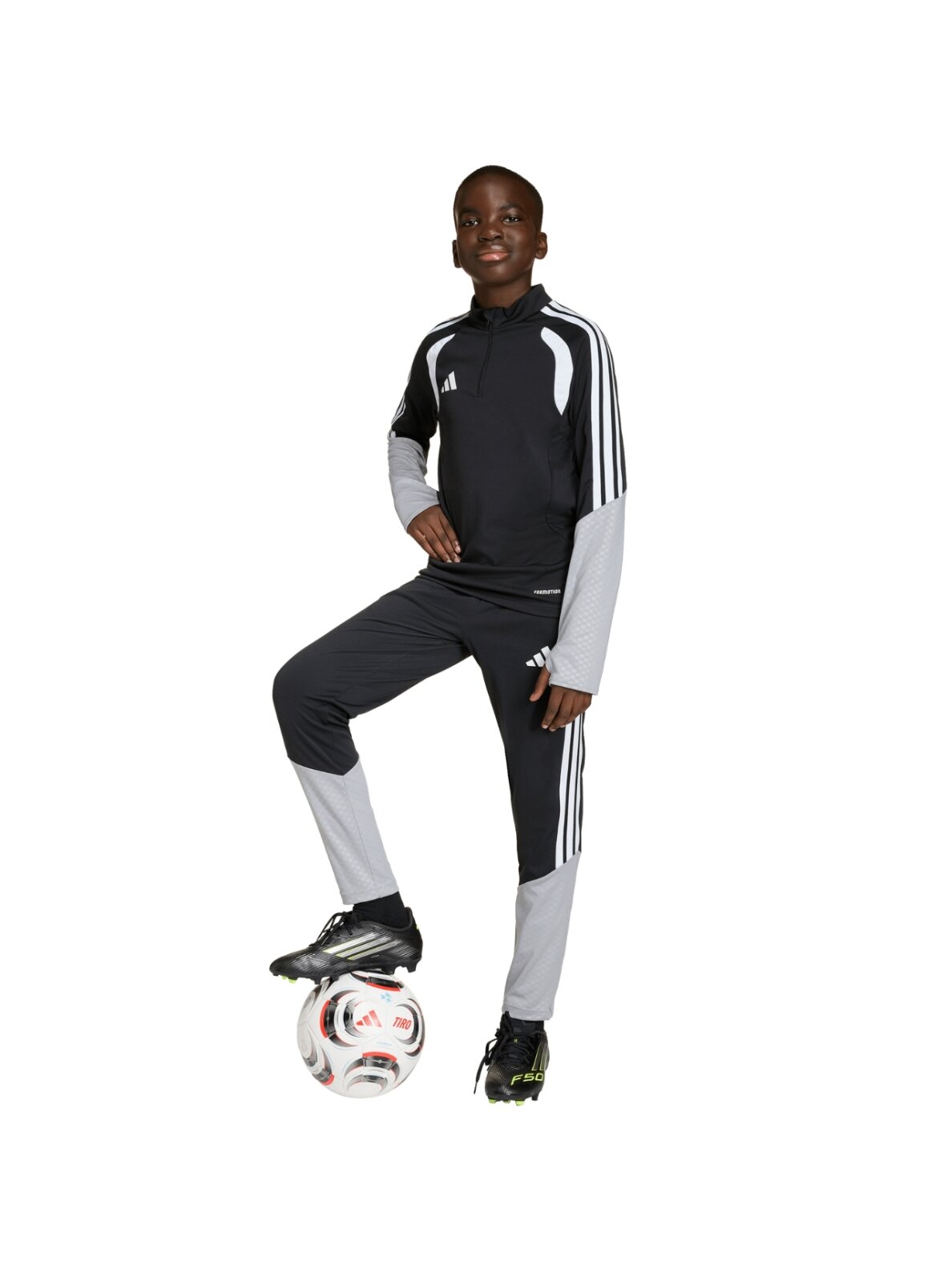 Adidas Tiro 26 Competition Training sportinės kelnės vaikams juodos spalvos KA5134 5 Adidas Tiro 26 Competition Training sportinės kelnės vaikams juodos spalvos KA5134 5