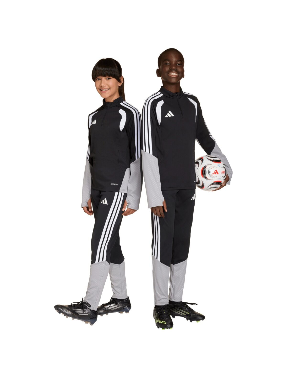Adidas Tiro 26 Competition Training sportinės kelnės vaikams juodos spalvos KA5134 7