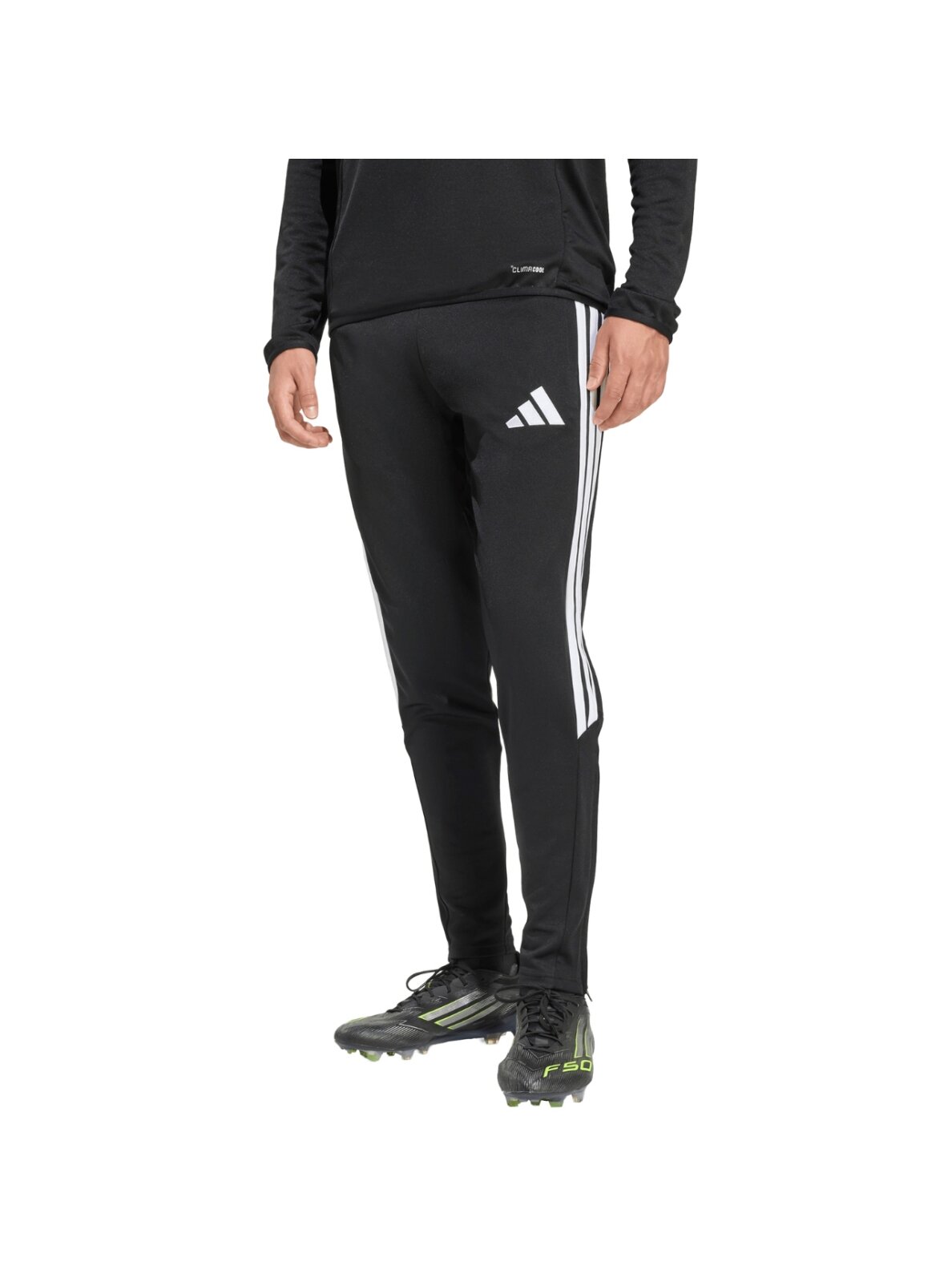Adidas Tiro 26 League Training Slim vyrams juodos JY7113 Adidas Tiro 26 League Training Slim vyrams juodos JY7113