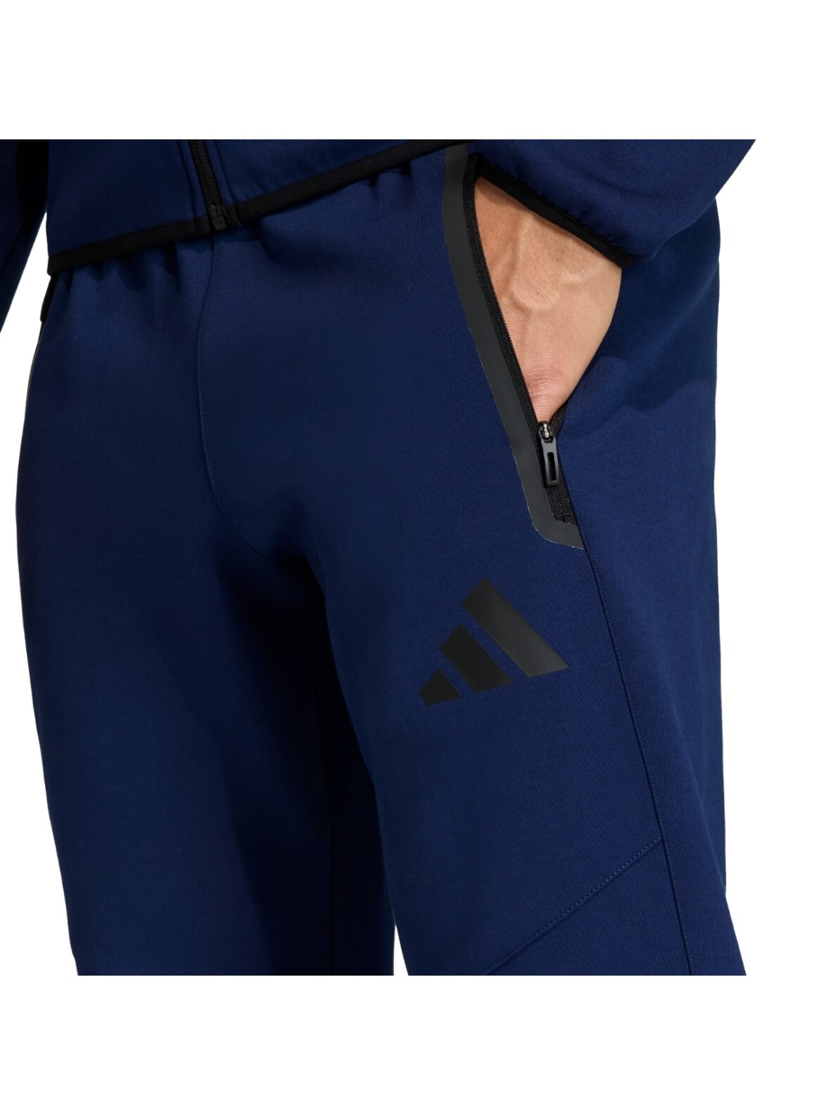 Vyriškos adidas Tiro 26 Travel Sweat Pant, tamsiai mėlynos spalvos KF6073 3 Vyriškos adidas Tiro 26 Travel Sweat Pant, tamsiai mėlynos spalvos KF6073 3