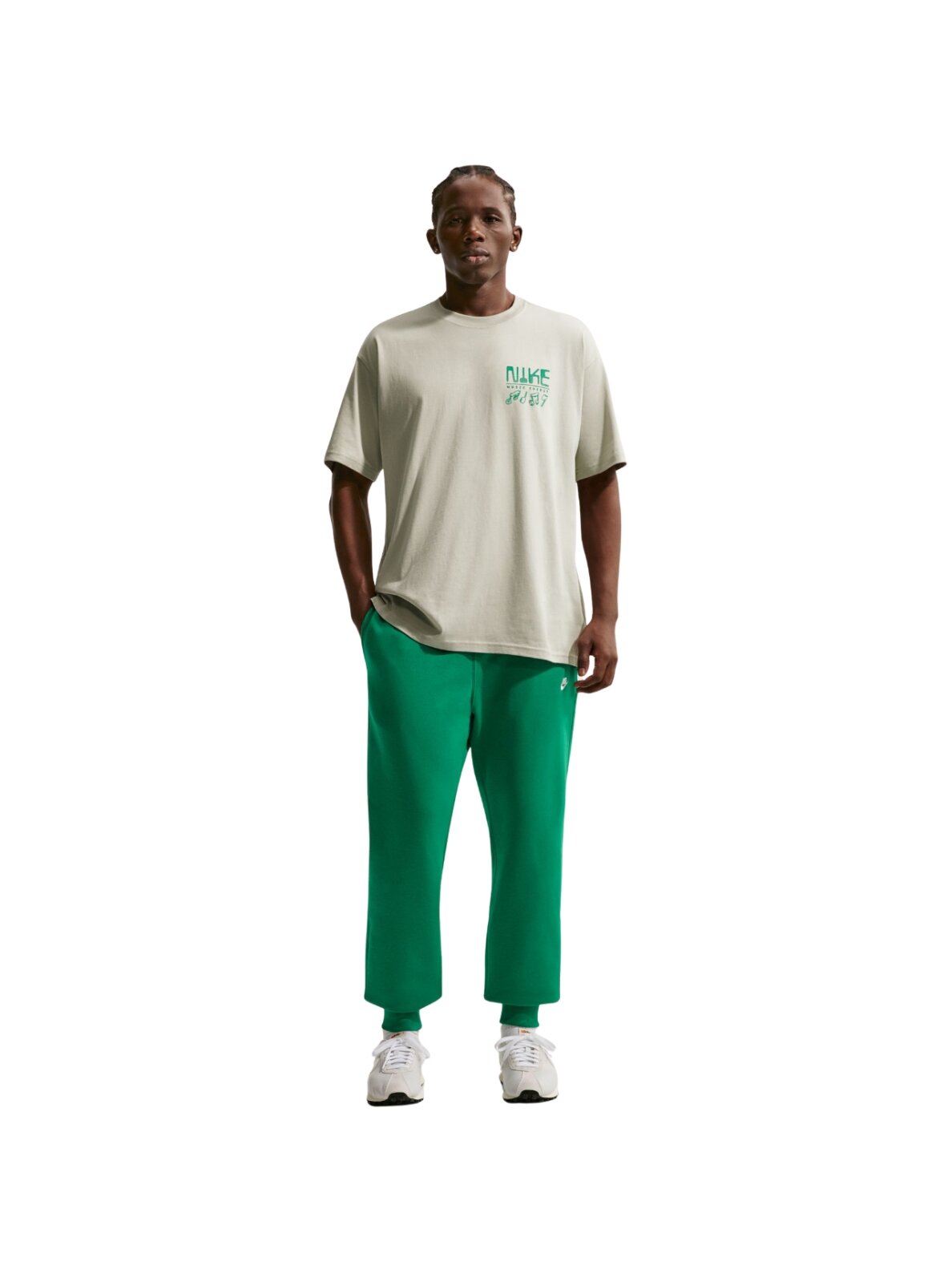 Nike Club BB Jogger vyriškos kelnės žalios FN3787 365 5 Nike Club BB Jogger vyriškos kelnės žalios FN3787 365 5
