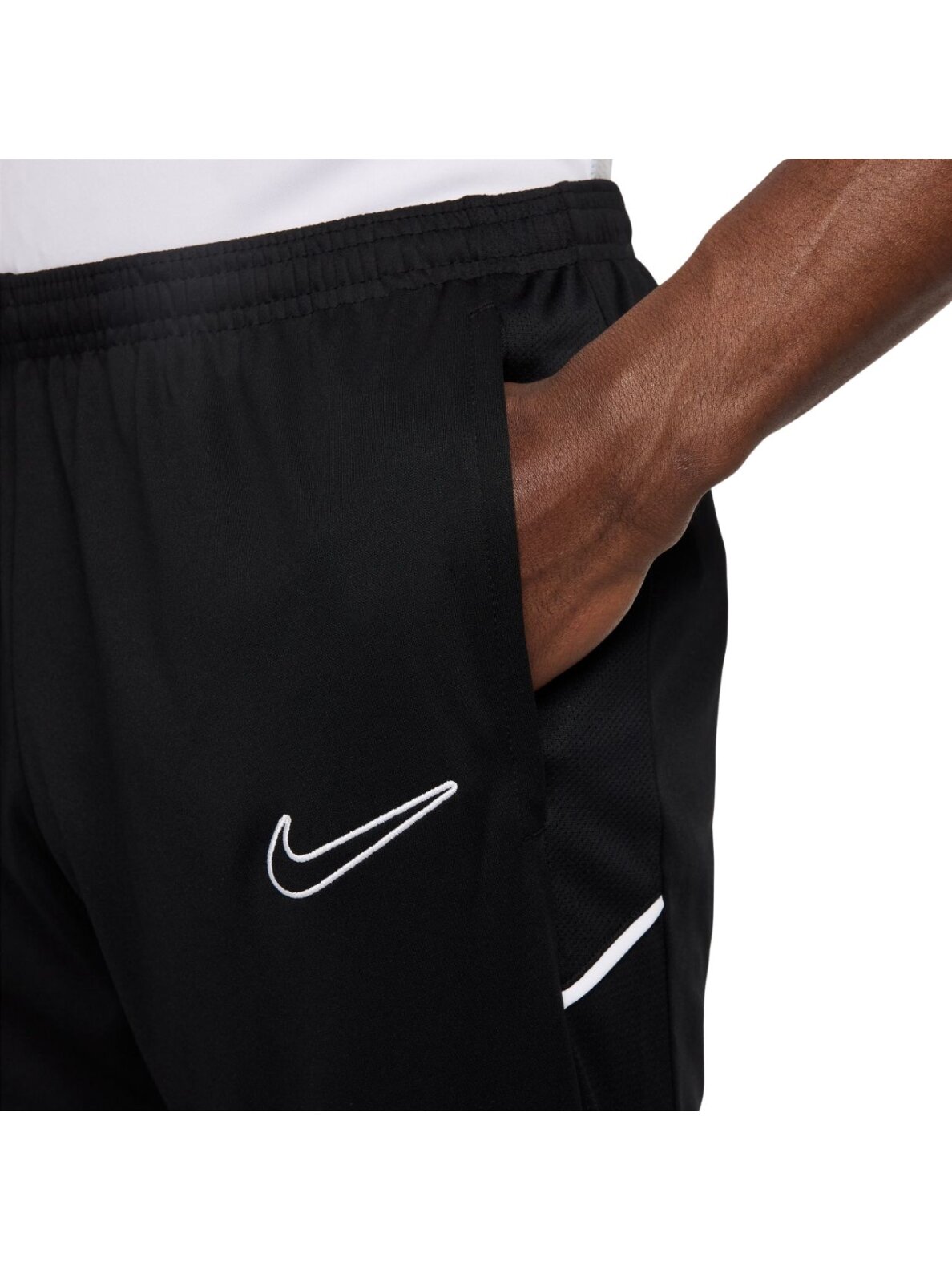 Nike Dri-Fit Academy 25 vyriškos kelnės juodos FZ9805 010 3 Nike Dri-Fit Academy 25 vyriškos kelnės juodos FZ9805 010 3