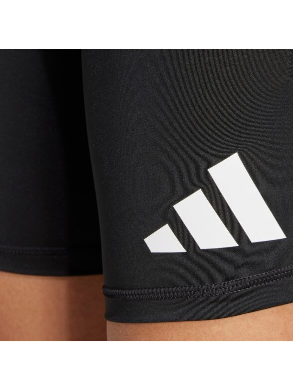 adidas Squadra 25 Padded moterims šortai su paminkštinimu juodi JJ1943 3 adidas Squadra 25 Padded moterims šortai su paminkštinimu juodi JJ1943 3