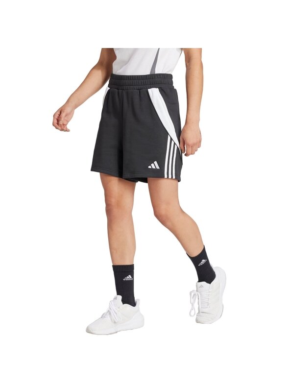 Adidas Tiro 24 Sweat moteriški šortai juodi IP1950 2 Adidas Tiro 24 Sweat moteriški šortai juodi IP1950 2