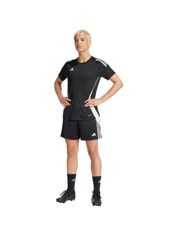 Adidas Tiro 24 Training moteriški šortai juodos ir baltos spalvos IJ7665 4 Adidas Tiro 24 Training moteriški šortai juodos ir baltos spalvos IJ7665 4