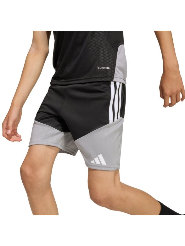 Adidas Tiro 26 Competition Training šortai vaikams juodai pilki KA7655 3