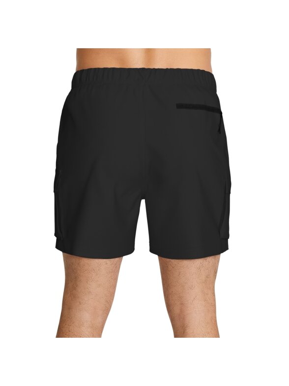 Nike Voyage Solid Essenti plaukimo šortai juodi NESSG454 001 1 Nike Voyage Solid Essenti plaukimo šortai juodi NESSG454 001 1