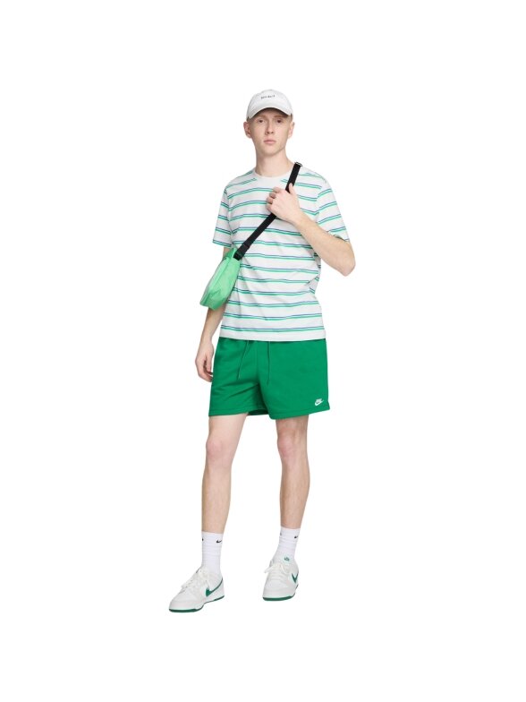Nike Club vyriški šortai žali FN3520 365 6 Nike Club vyriški šortai žali FN3520 365 6