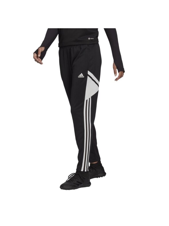 Moteriškos adidas Condivo 22 treniruočių kelnės juodos H21265 1 Moteriškos adidas Condivo 22 treniruočių kelnės juodos H21265 1