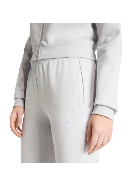 Adidas Entrada 26 Sweat Pant sportinės kelnės moterims pilkos 3