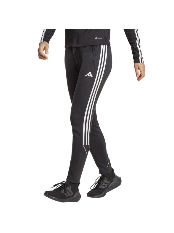 Adidas Tiro 23 League Sweat moteriškos kelnės juodos HS3608 Adidas Tiro 23 League Sweat moteriškos kelnės juodos HS3608