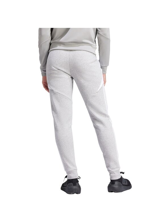 Adidas Tiro 24 Sweat moteriškos kelnės, pilkos IS1011 1