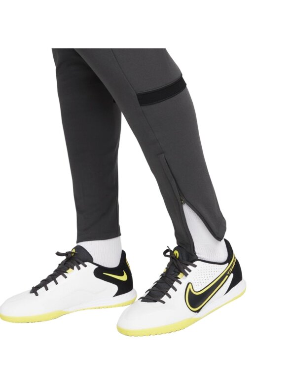 Nike Dri-FIT Academy moteriškos kelnės pilkos spalvos CV2665 060 3 Nike Dri-FIT Academy moteriškos kelnės pilkos spalvos CV2665 060 3