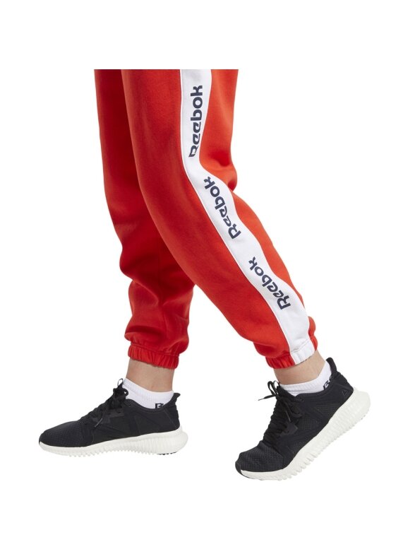 Reebok Te Linear Logo Fl P moteriškos kelnės raudonos FT0905 3 Reebok Te Linear Logo Fl P moteriškos kelnės raudonos FT0905 3