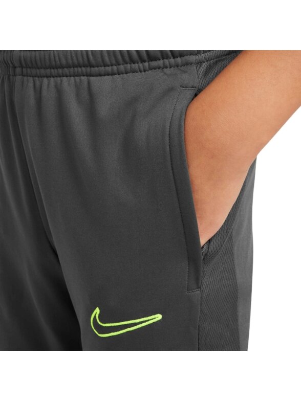Nike Dri-Fit Enfant vaikiškos kelnės, pilkos DX5490 061 3 Nike Dri-Fit Enfant vaikiškos kelnės, pilkos DX5490 061 3