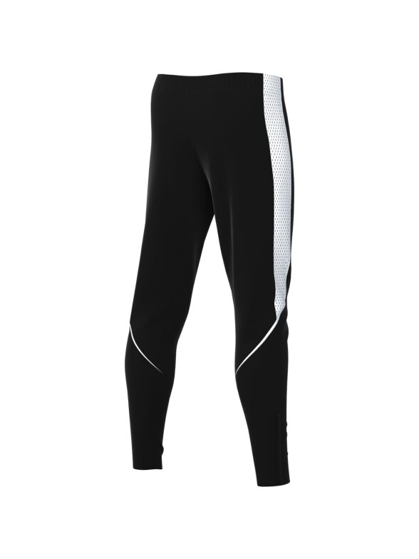 Nike Dri-Fit Strike 26 vaikiškos kelnės juodos spalvos HV8395 010 1 Nike Dri-Fit Strike 26 vaikiškos kelnės juodos spalvos HV8395 010 1