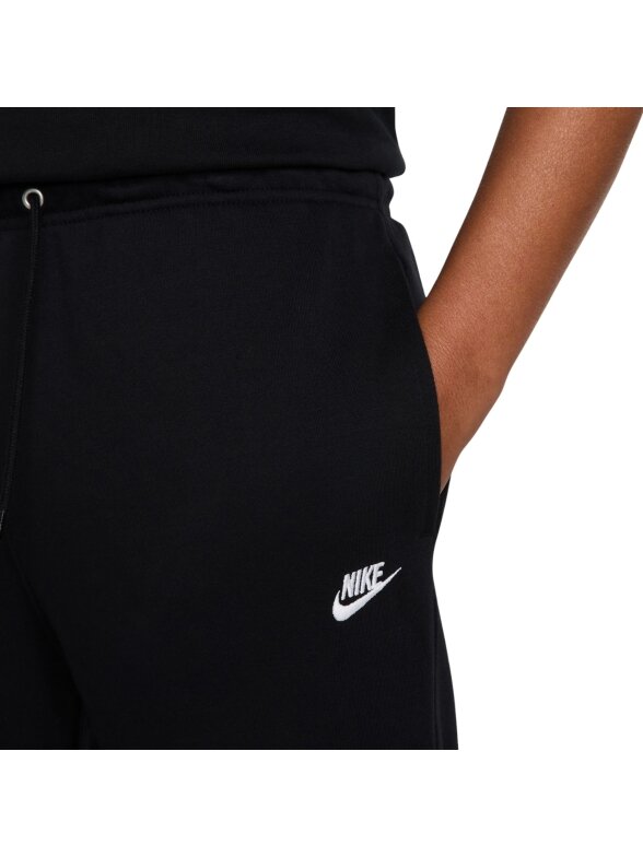 Nike Club vyrams juodos FN3801 010 2 Nike Club vyrams juodos FN3801 010 2