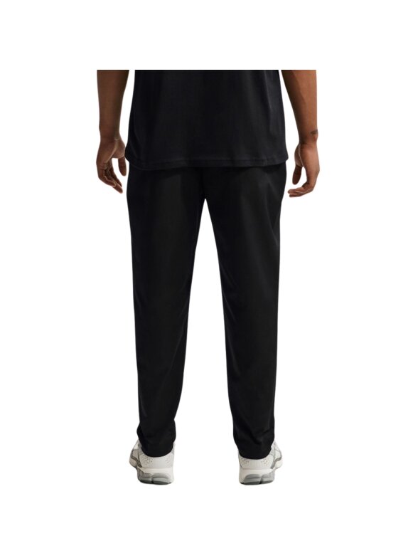 Nike Club vyriškos kelnės juodos HJ1997 011 1 Nike Club vyriškos kelnės juodos HJ1997 011 1